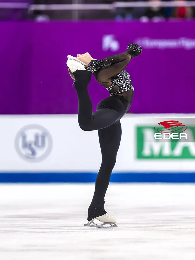 Ice Gallery Skates U.S.